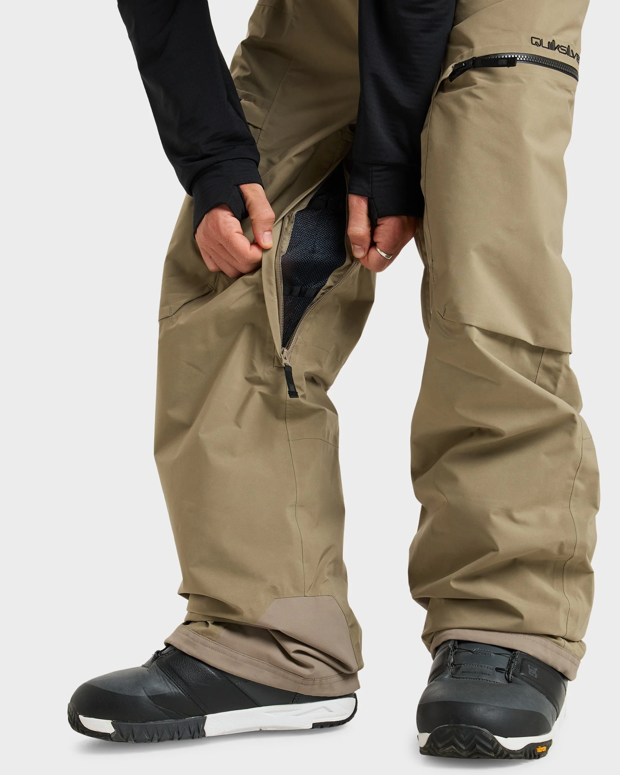 Mens Altostratus Street Gore-Tex Bib Snow Pants - Image 9