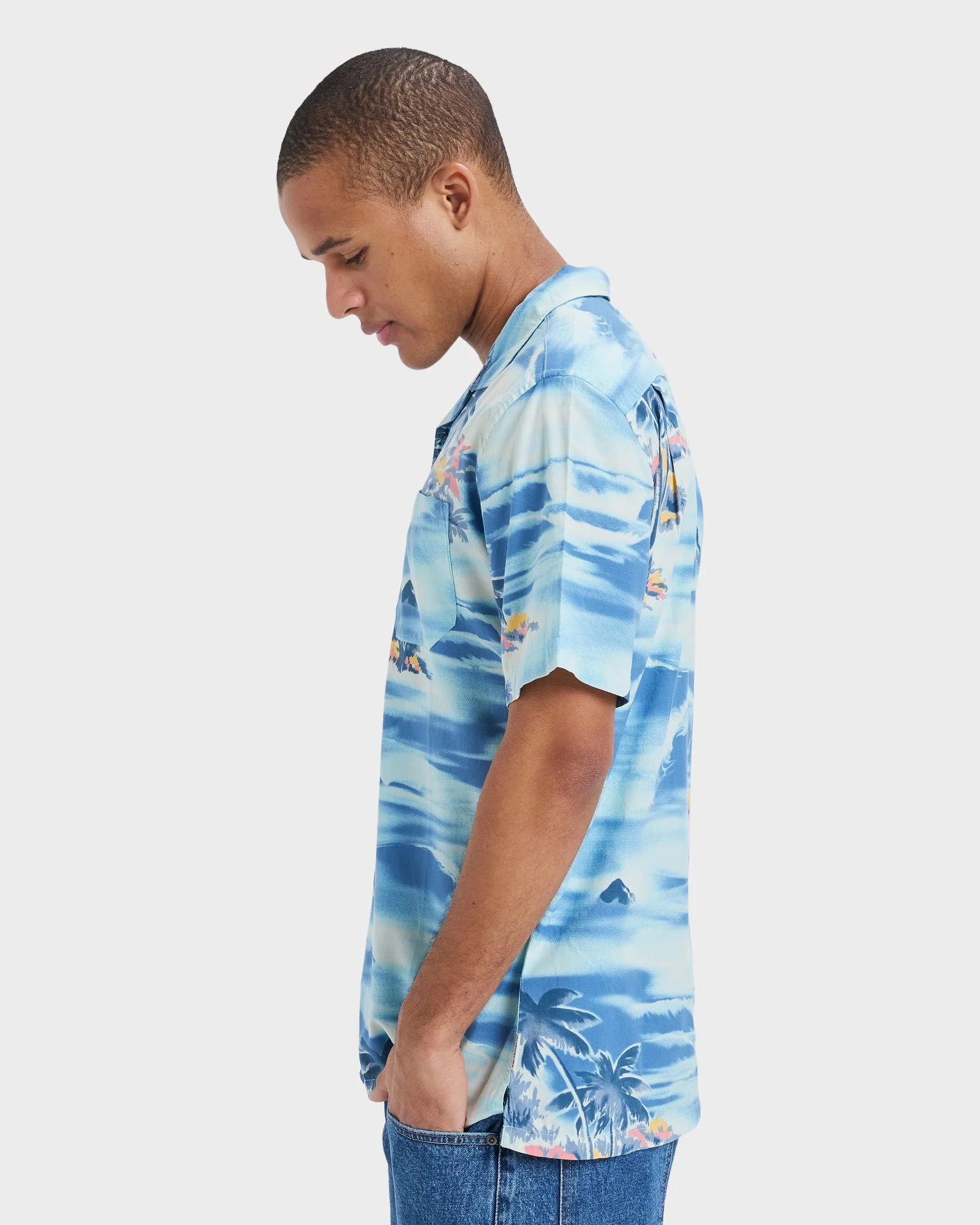 Mens Beach Club Short Sleeve Shirt - Image 3