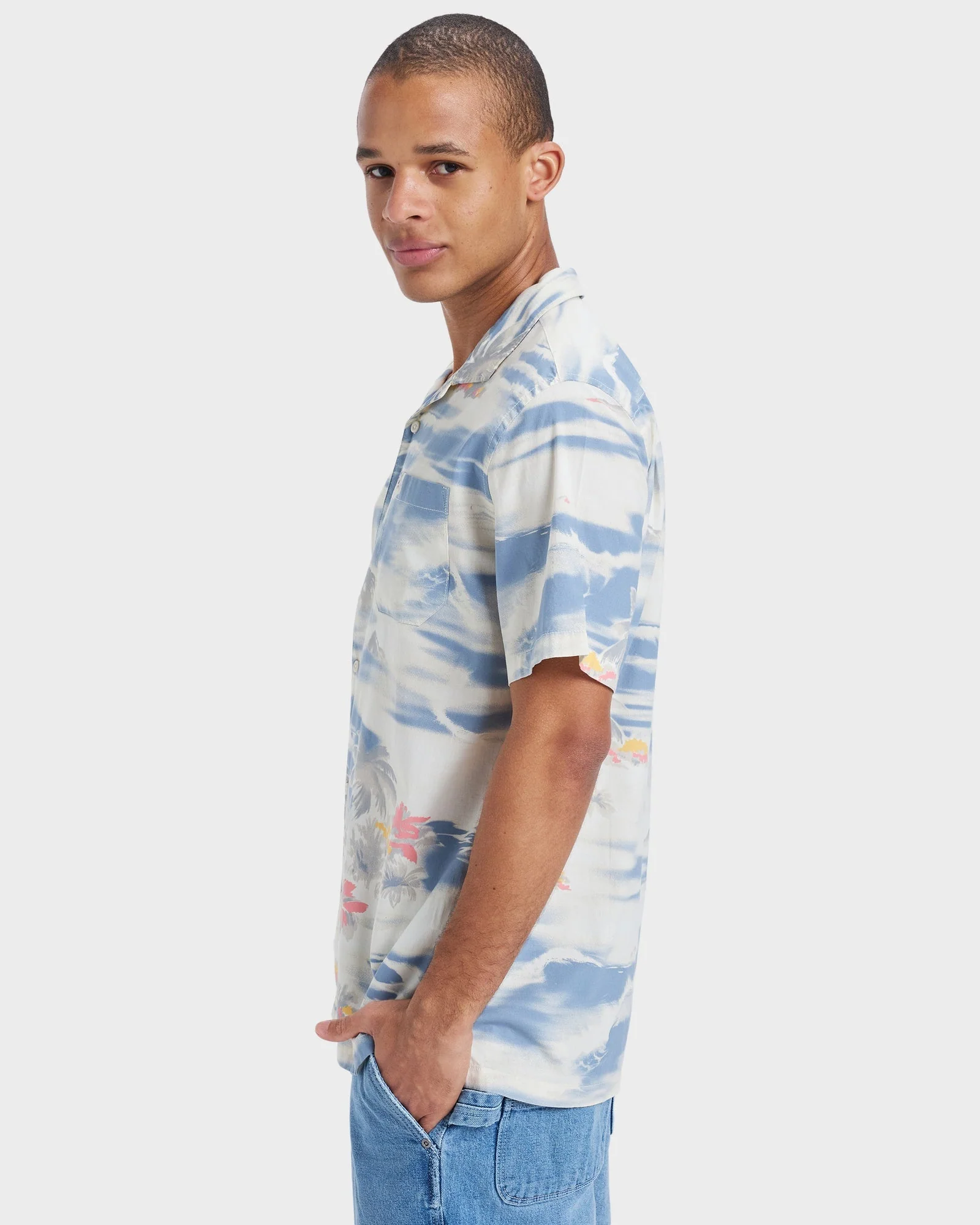 Mens Beach Club Short Sleeve Shirt - Image 3