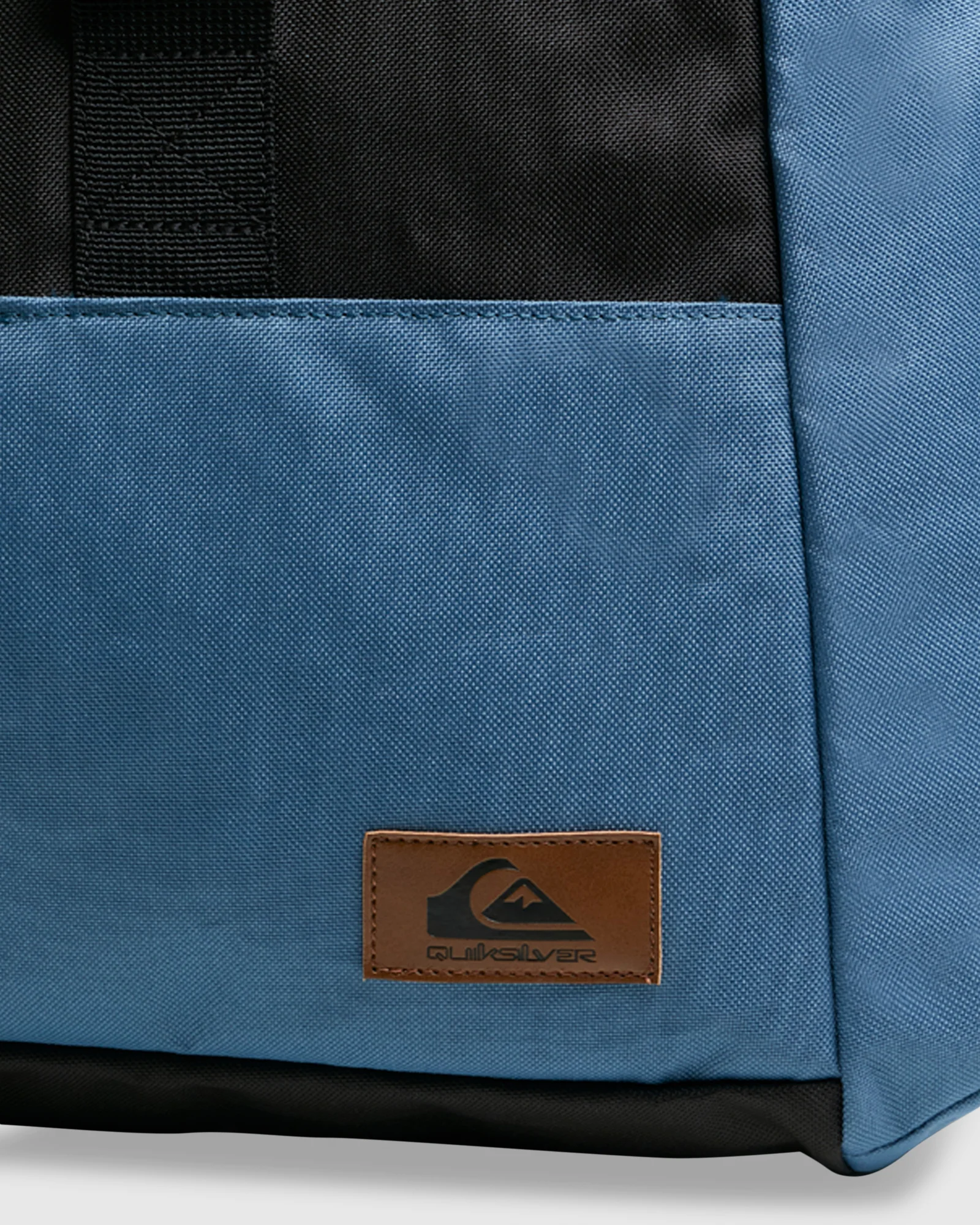 Mens Cottage 37L Duffle Bag - Image 5