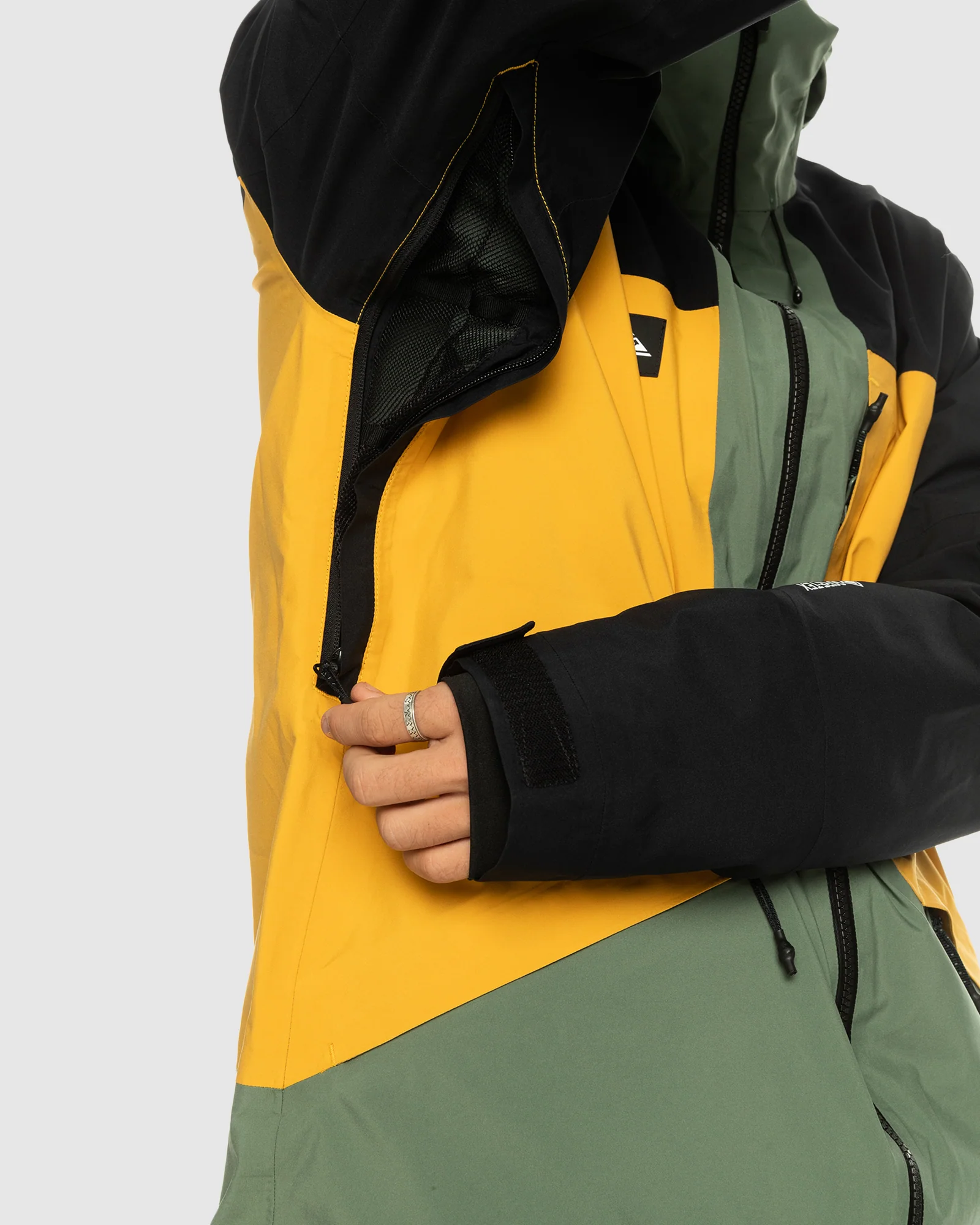 Mens Forever Stretch Gore-Tex® Technical Snow Jacket - Image 4