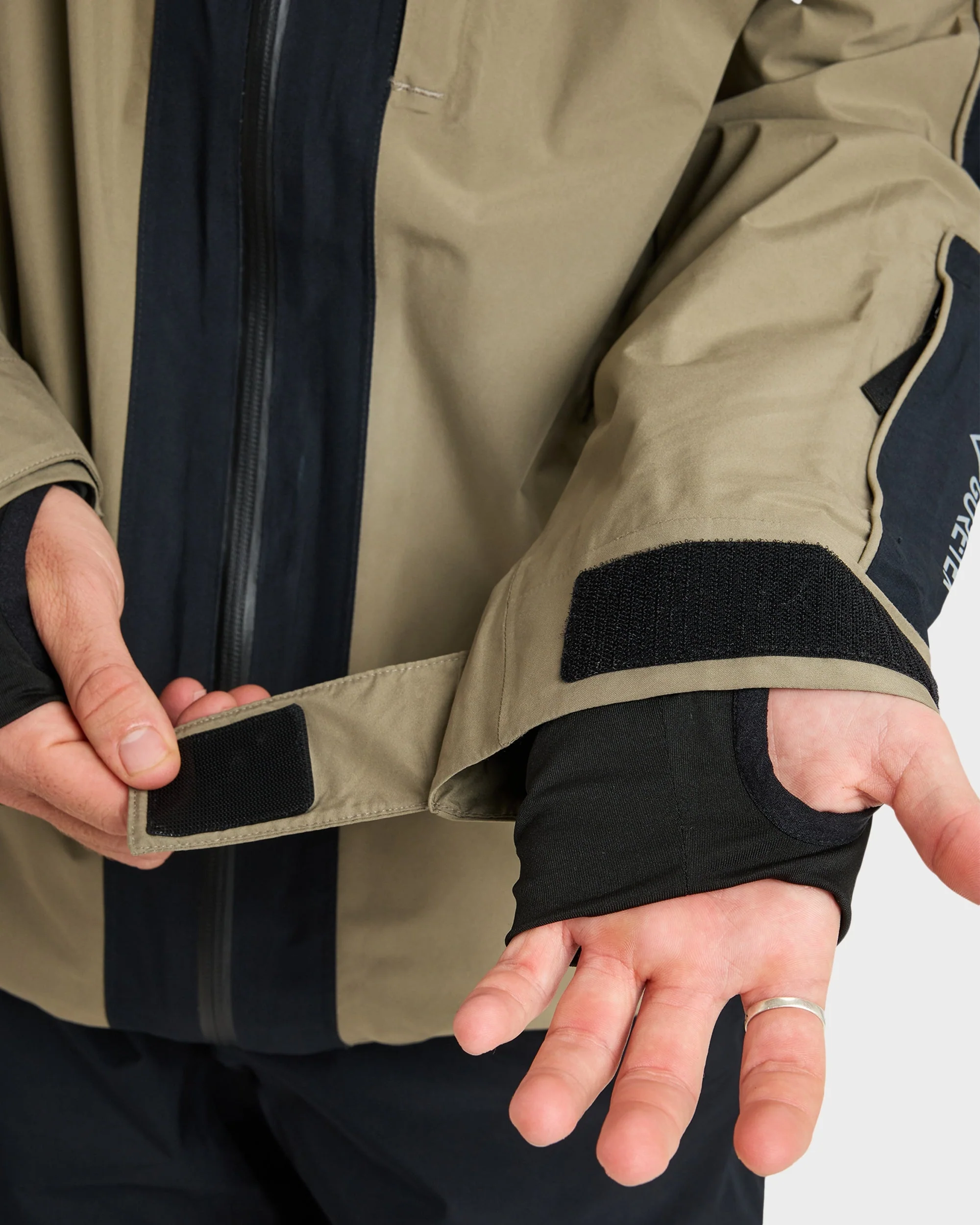 Mens High Altitude Gore-Tex Snow Jacket - Image 11