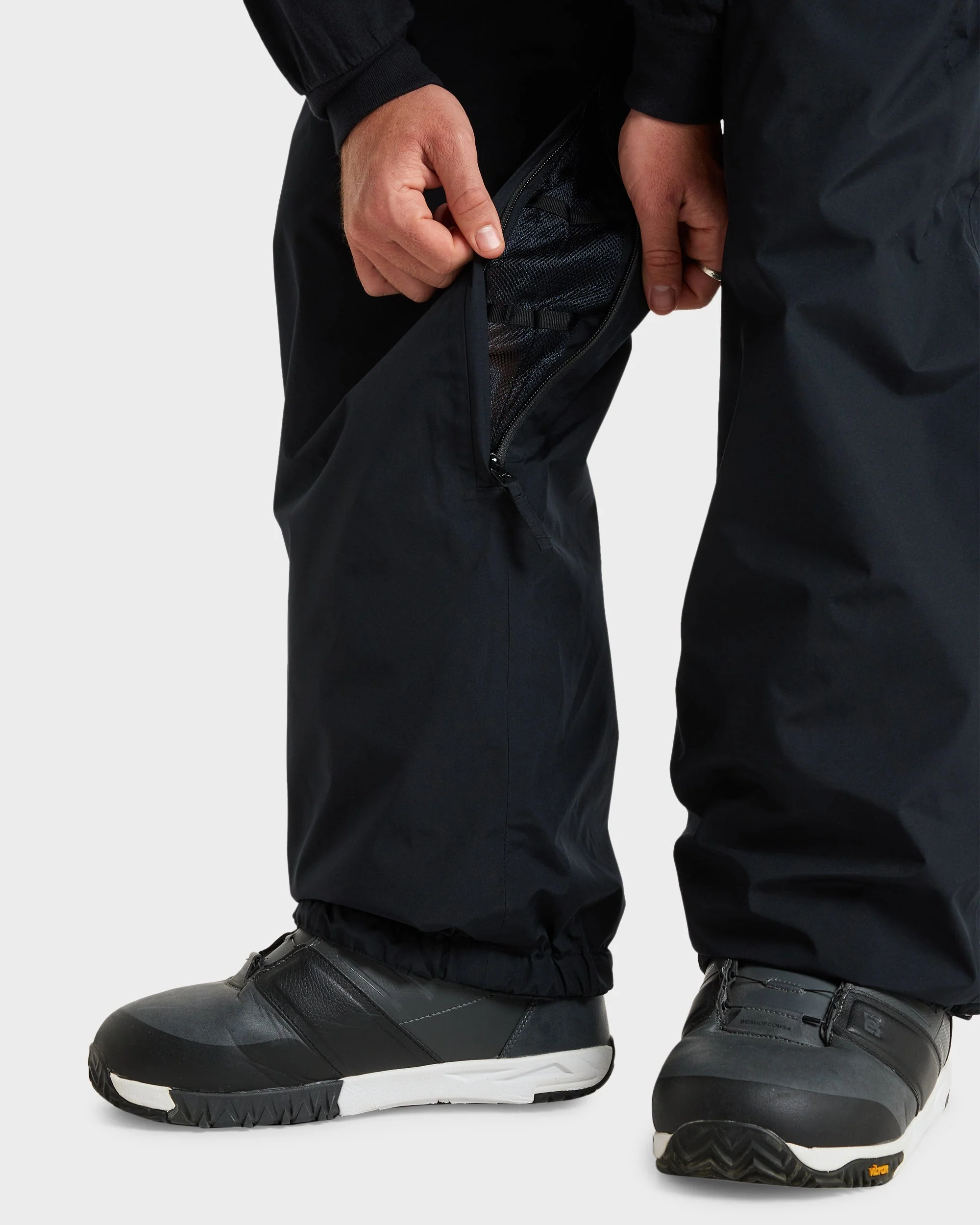 Mens High Altitude Gore-Tex Snow Pants - Image 5