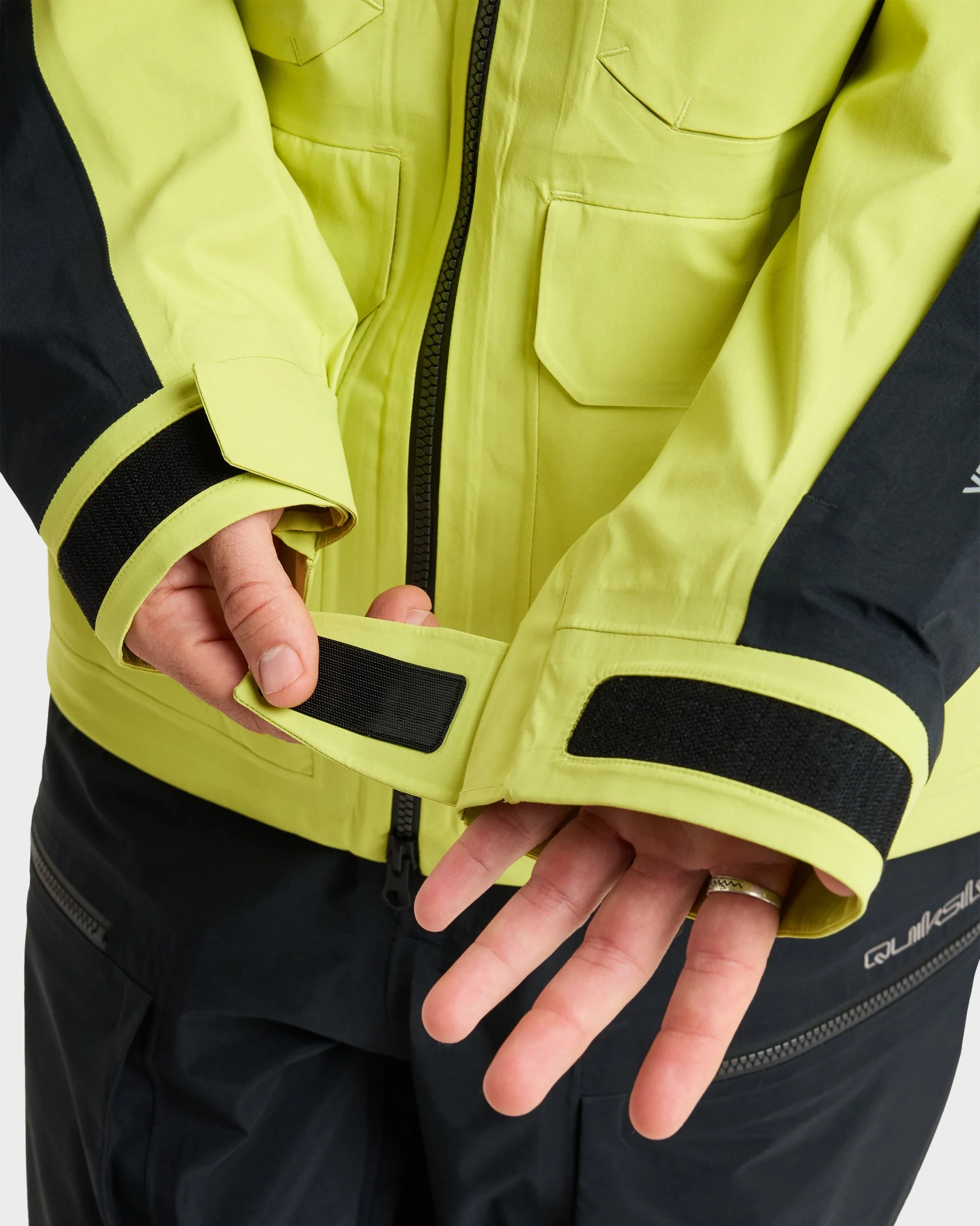 Mens Highline Pro 3L Gore-Tex Snow Jacket - Image 4