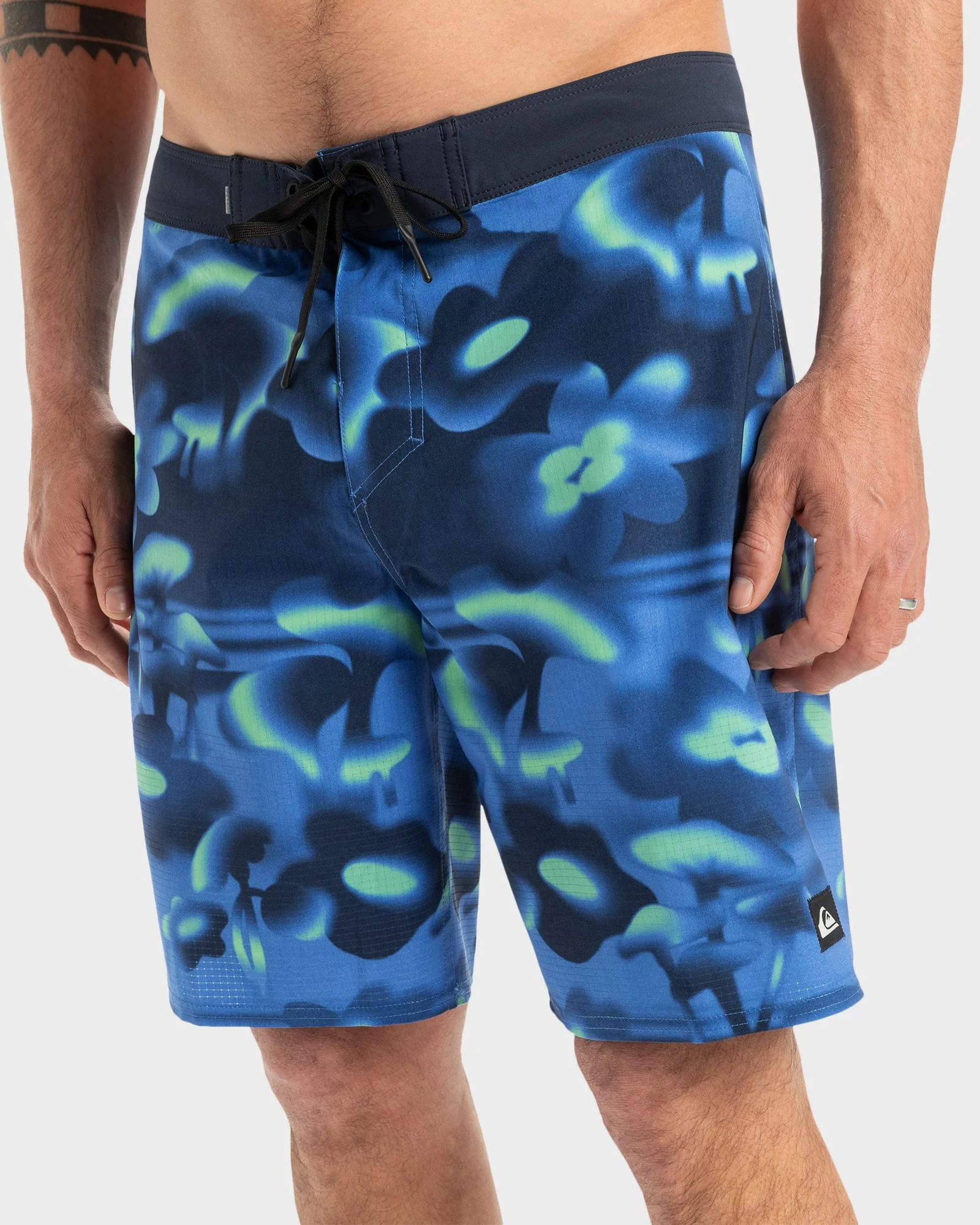 Mens Highline 19" Boardshorts - Image 2