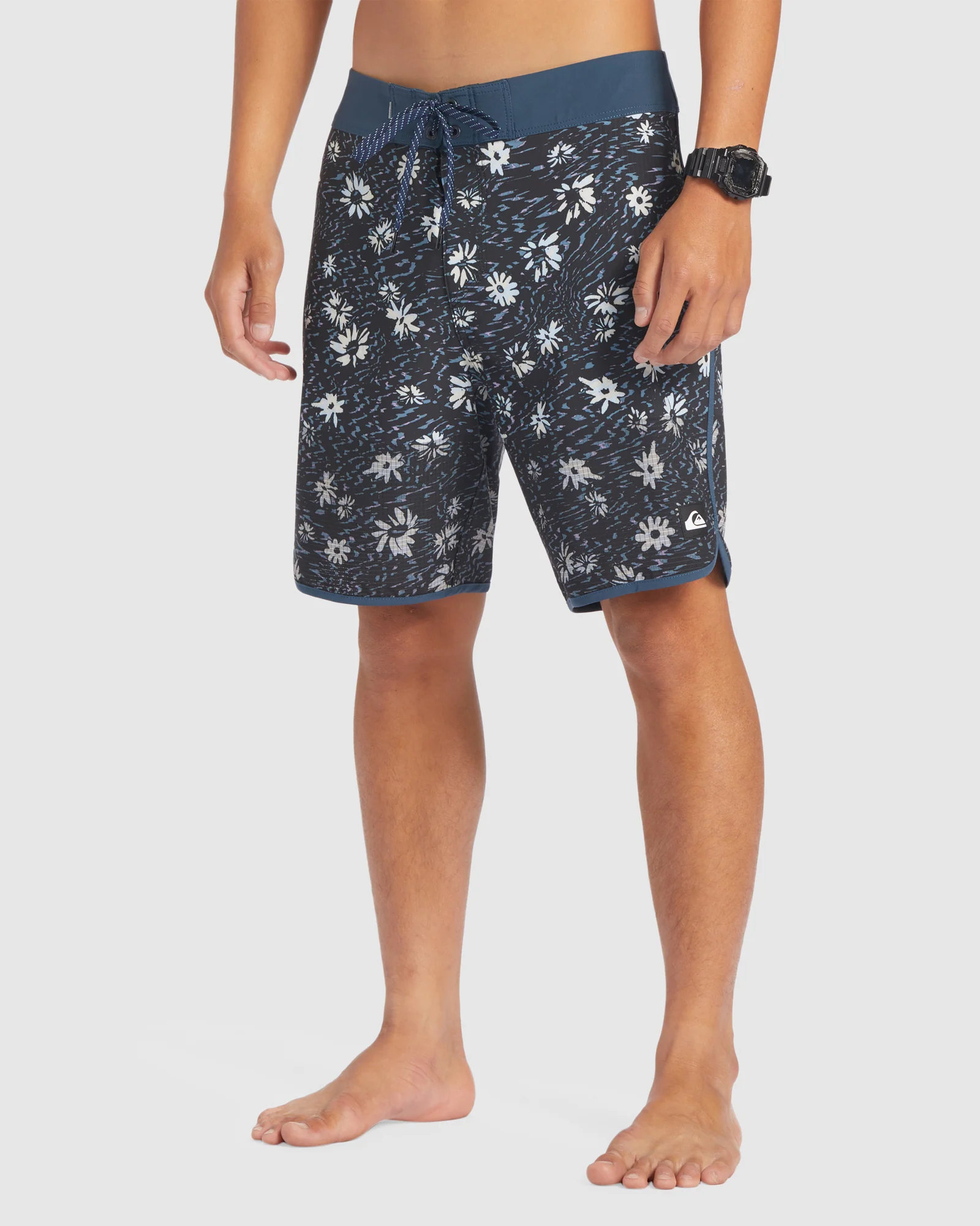 Mens Highlite Scallop 19" Boardshorts - Image 2