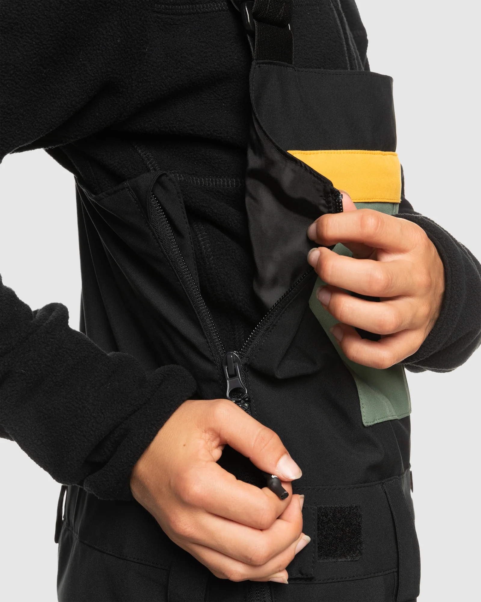 Boys 8-16 Mash Up Technical Snow Bib Pants - Image 4