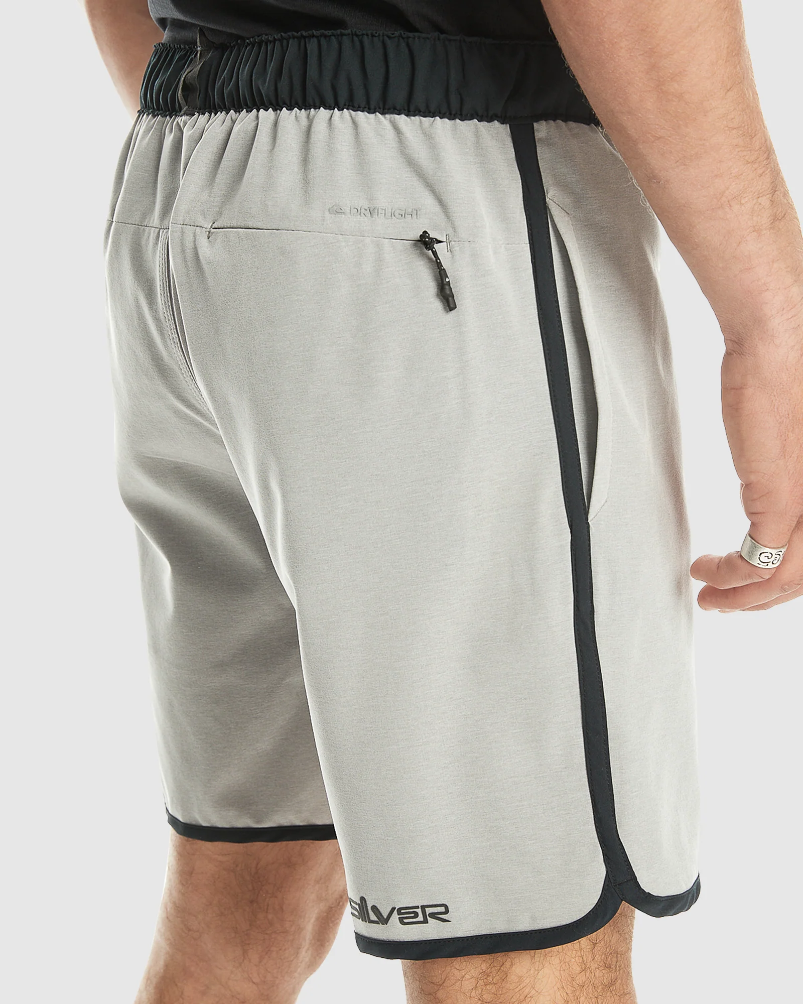 Mens Omni Scallop 17" Amphibian Boardshorts - Image 4