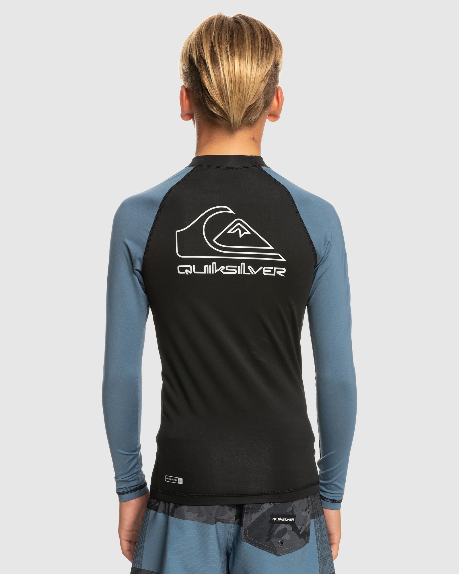 Boys 8-16 On Tour Long Sleeve UPF 50 Rash Vest - Image 2