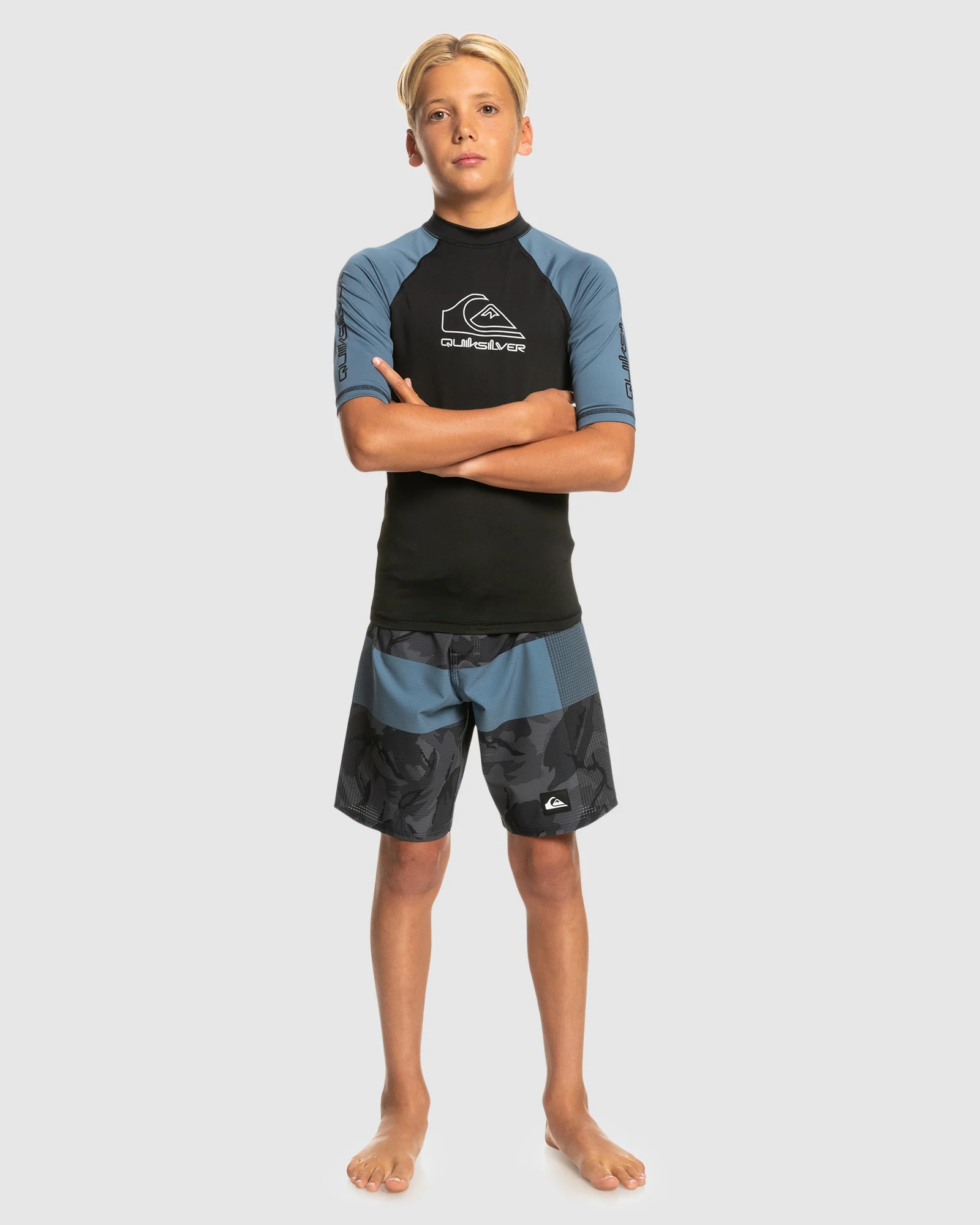Boys 8-16 On Tour Short Sleeve Rash Vest - Image 3