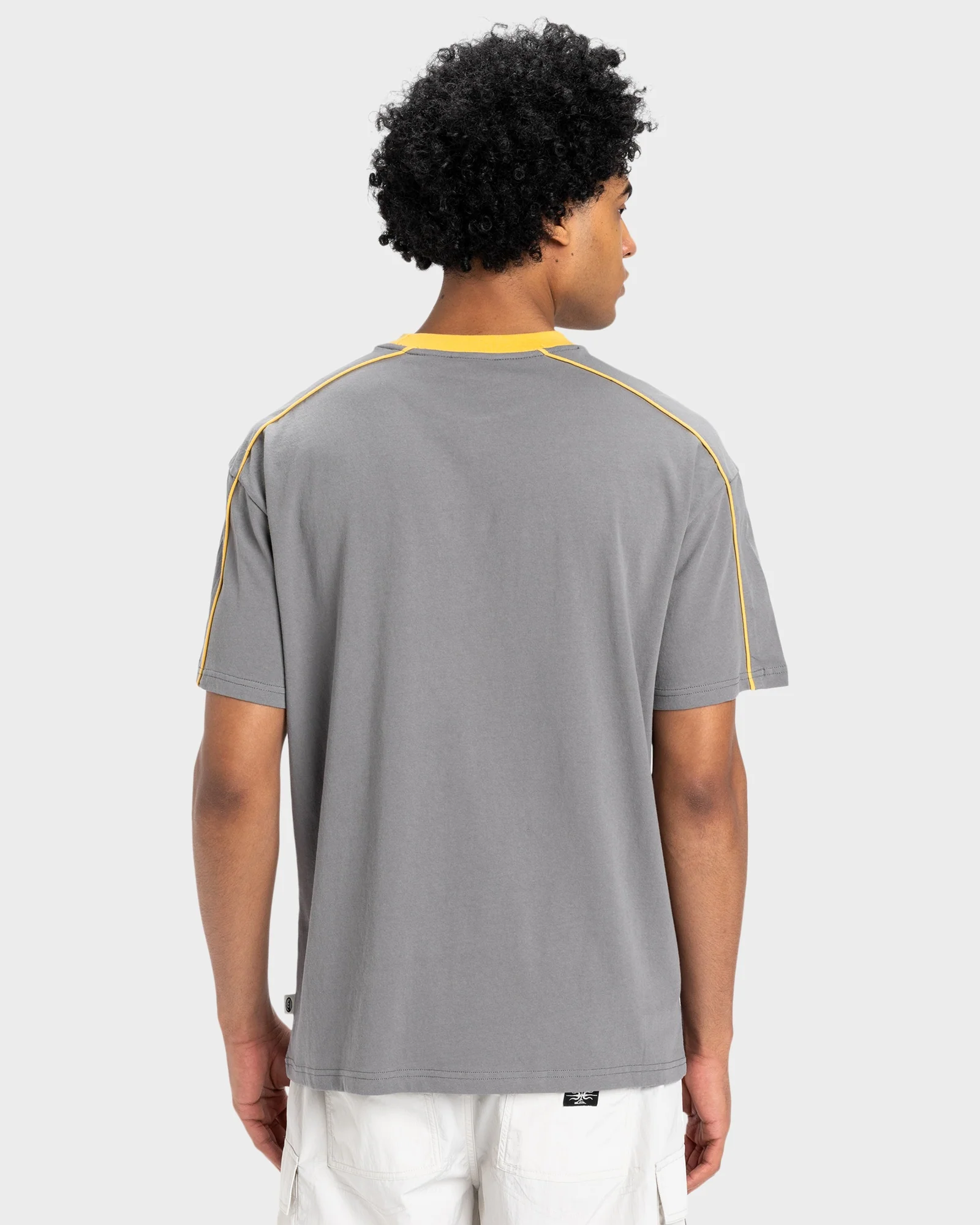 Mens Pipeline T-Shirt - Image 5