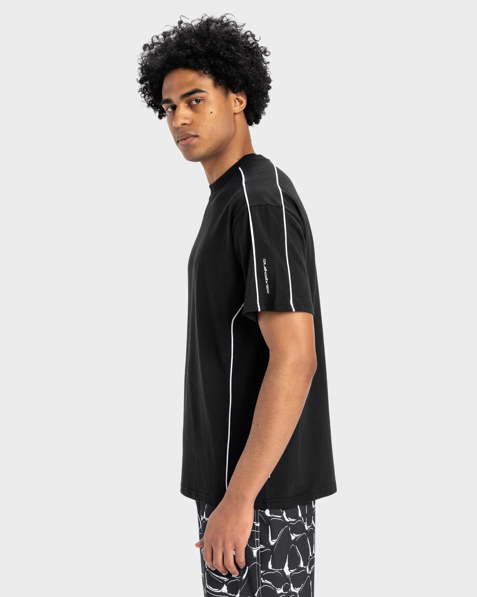 Mens Pipeline T-Shirt - Image 2