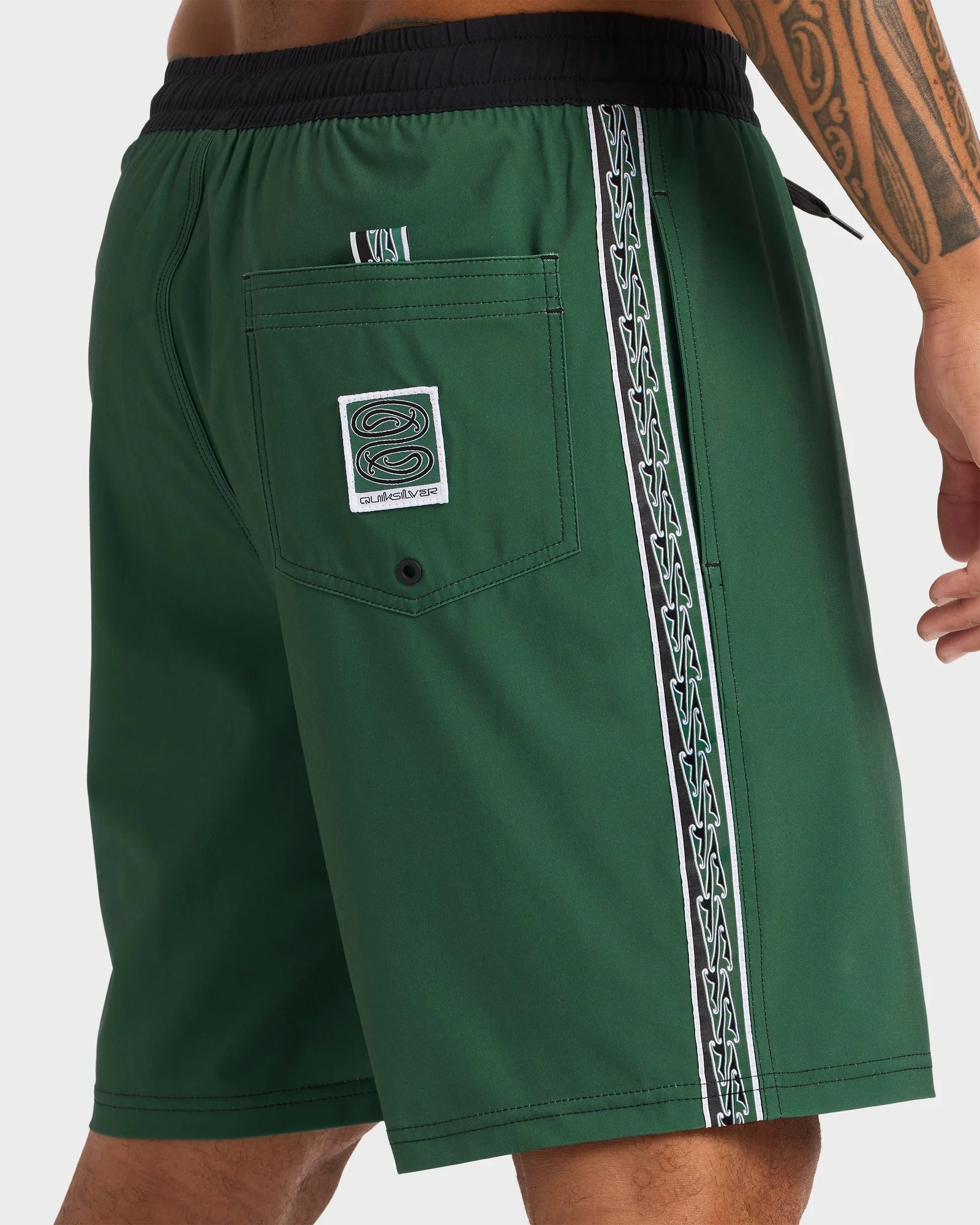 Mens Kehu Pu-Tawhiro 20" Swim Shorts - Image 5