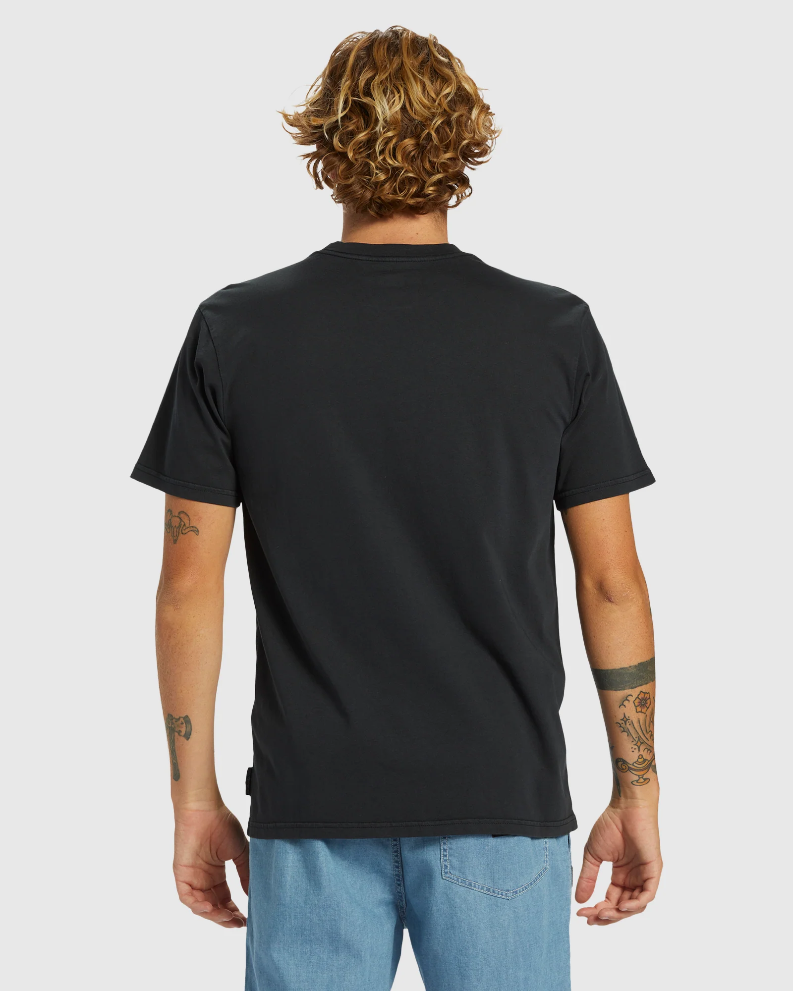 Mens Saltwater Pocket T-Shirt - Image 3
