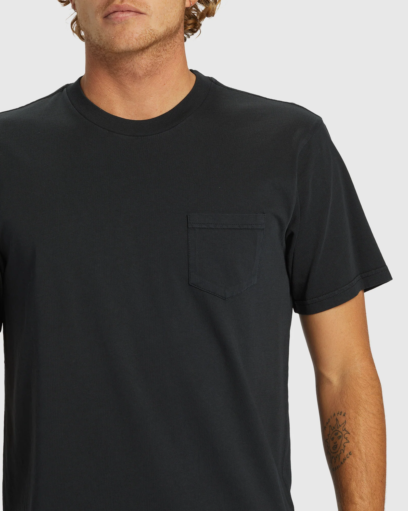 Mens Saltwater Pocket T-Shirt - Image 4