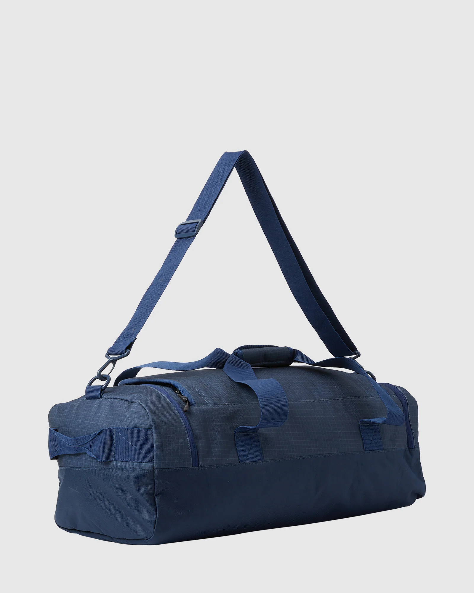Mens Shelter Duffle Bag - Image 3