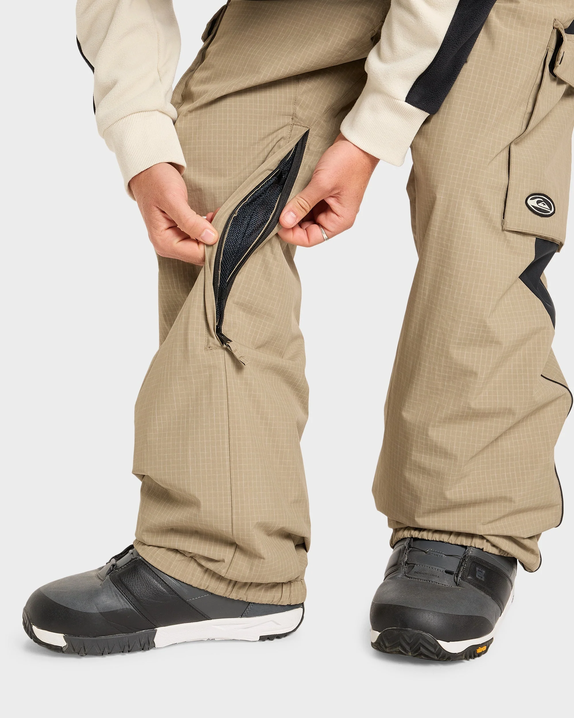 Mens Snow Down Cargo Snow Pants - Image 6