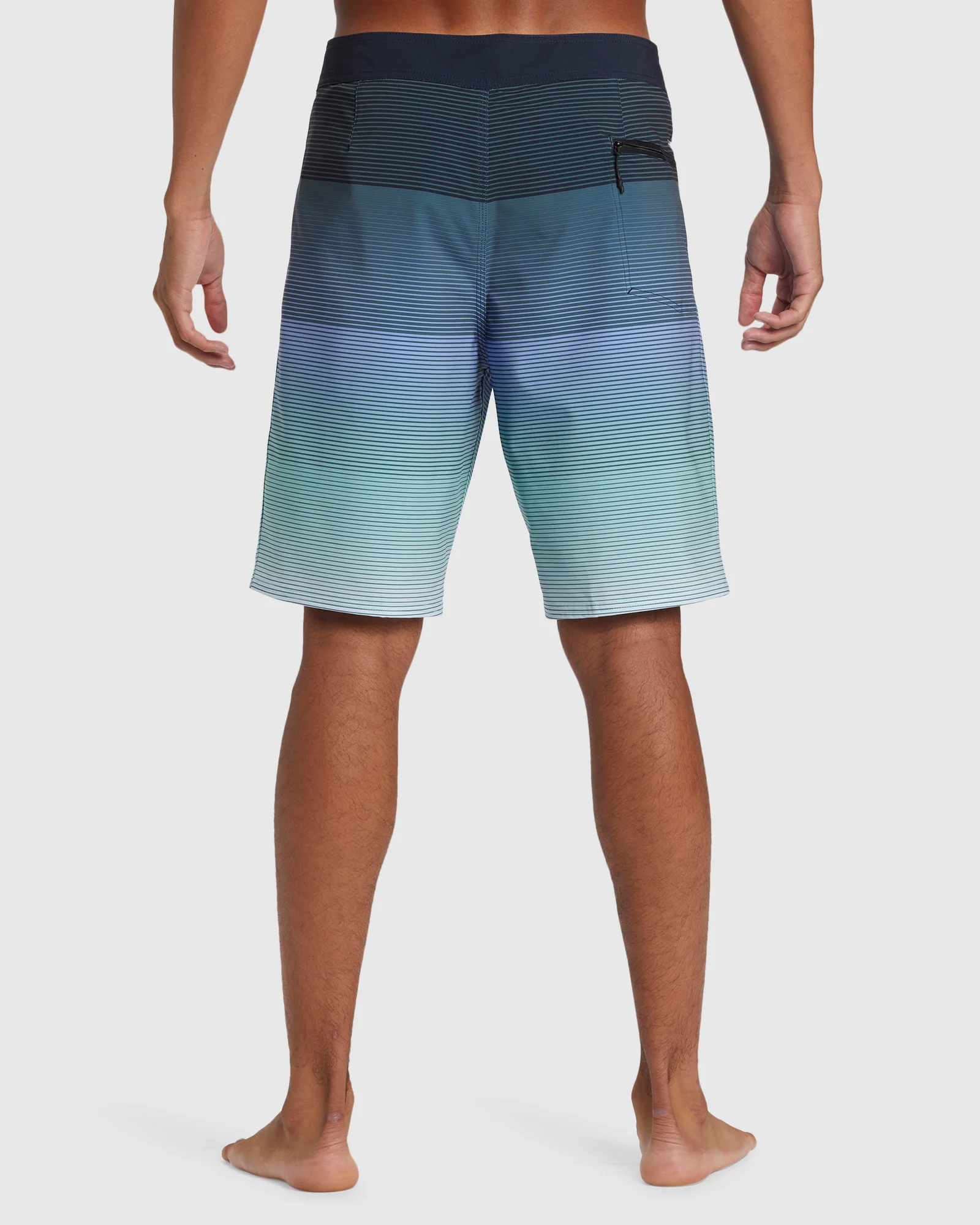 Mens Surfsilk Massive 20" Boardshortss - Image 5