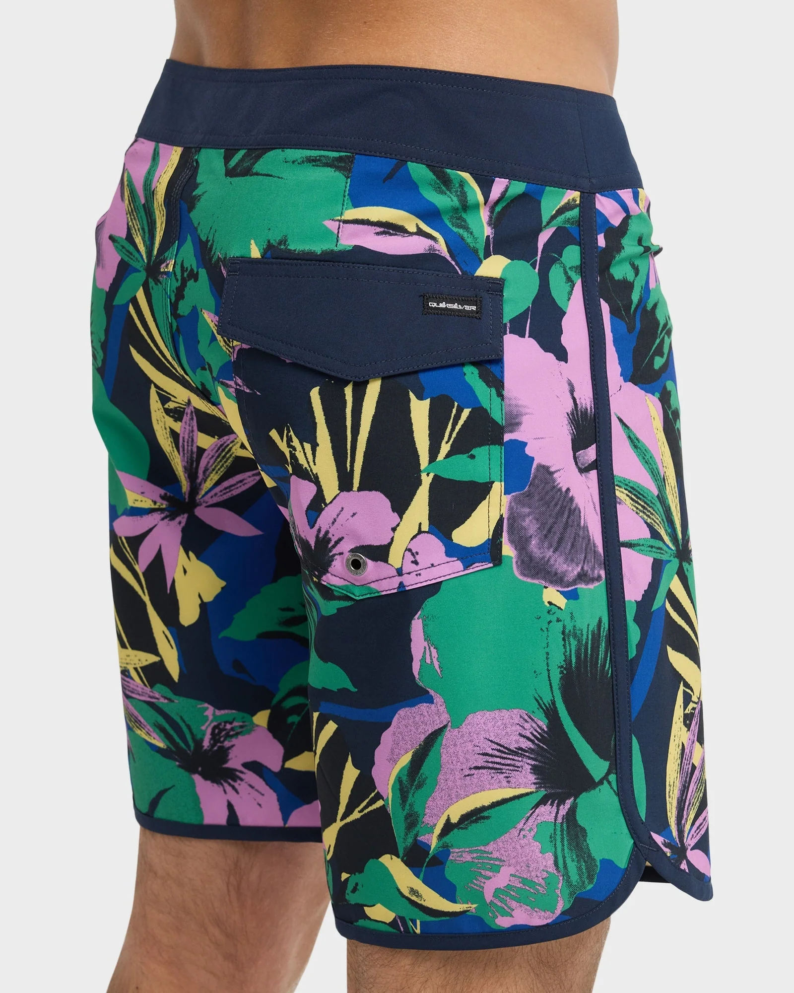 Mens Surfsilk Scallop 18" Boardshorts - Image 5