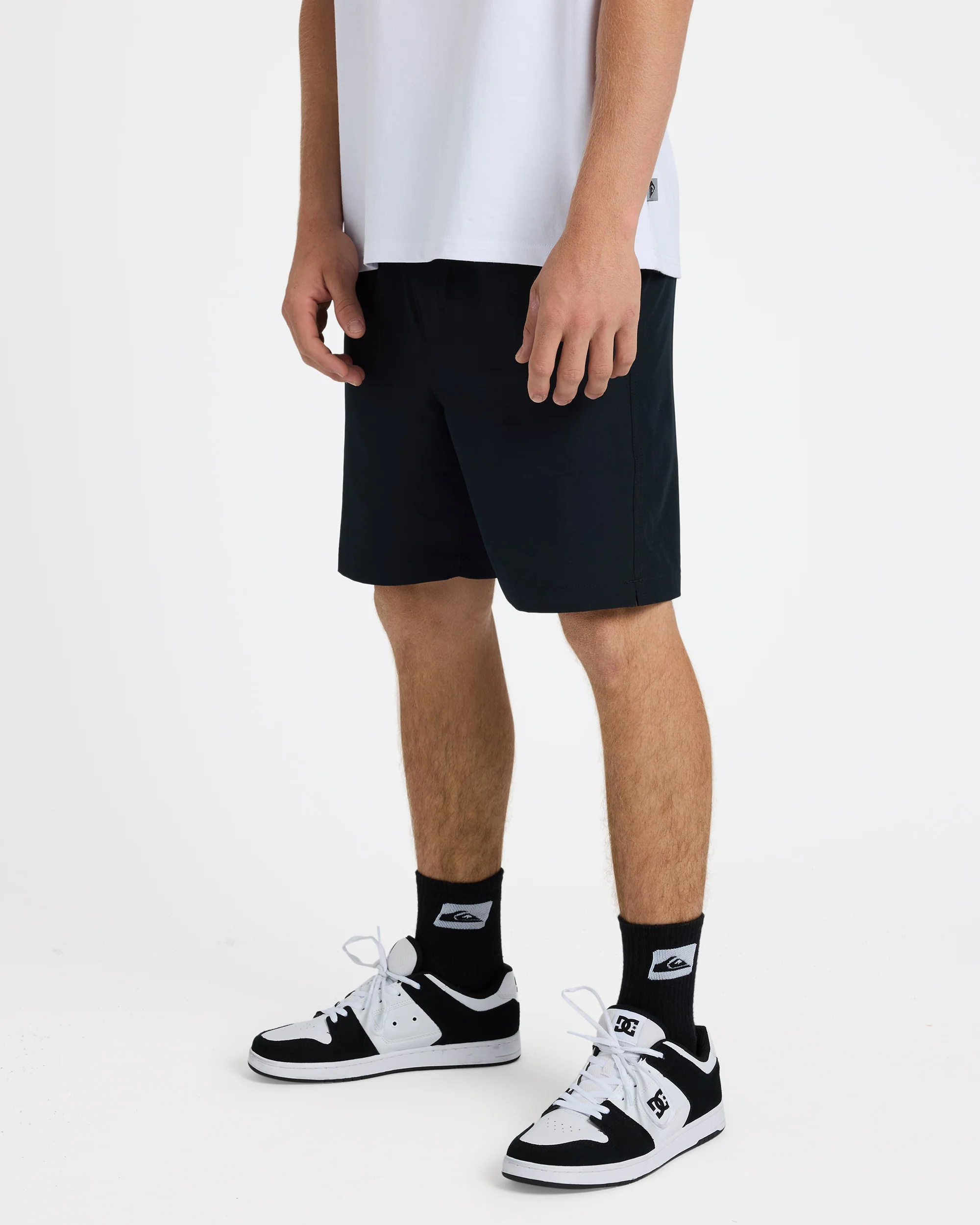 Mens Taxer Amphibian 18" Hybrid Shorts - Image 3