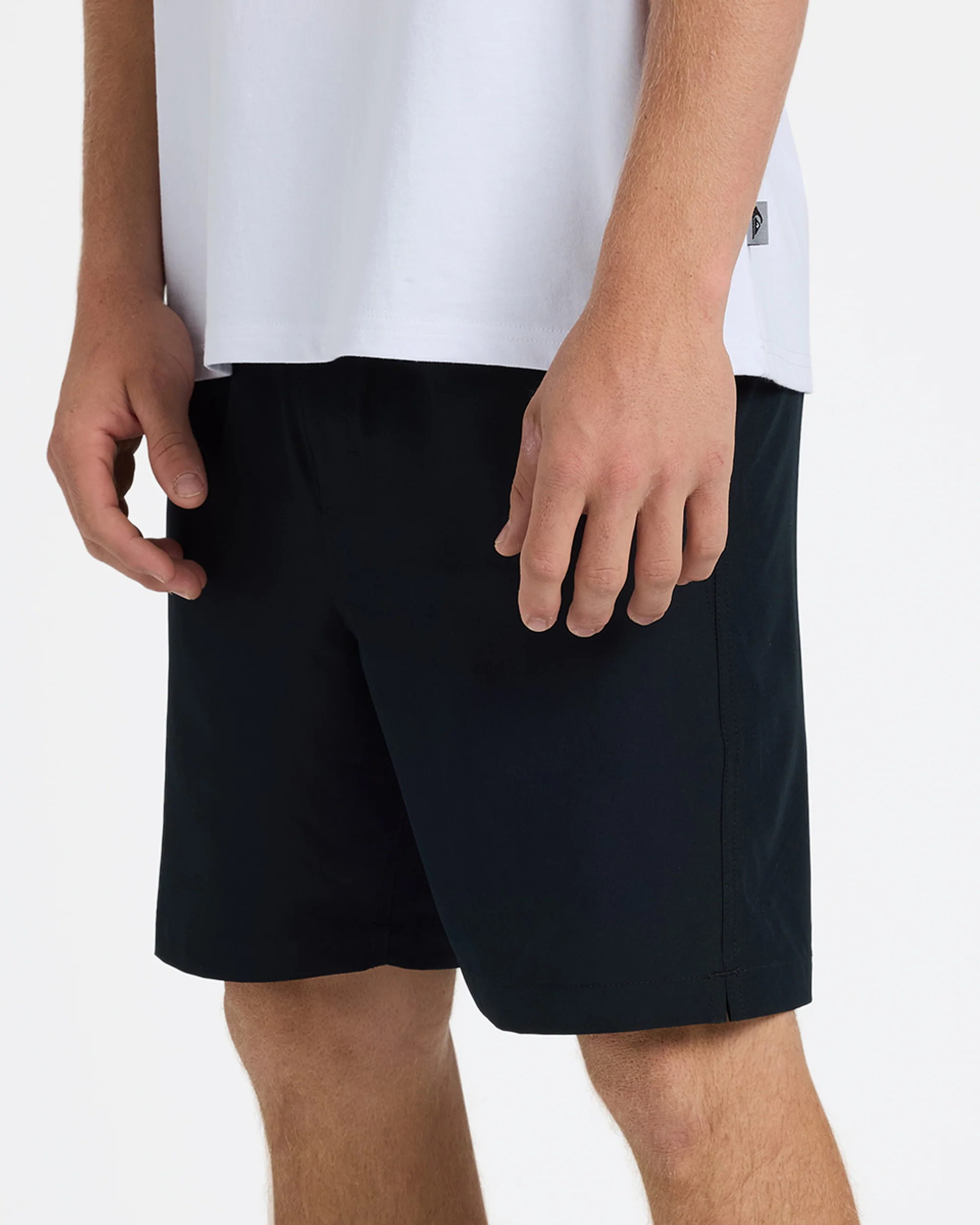 Mens Taxer Amphibian 18" Hybrid Shorts - Image 6