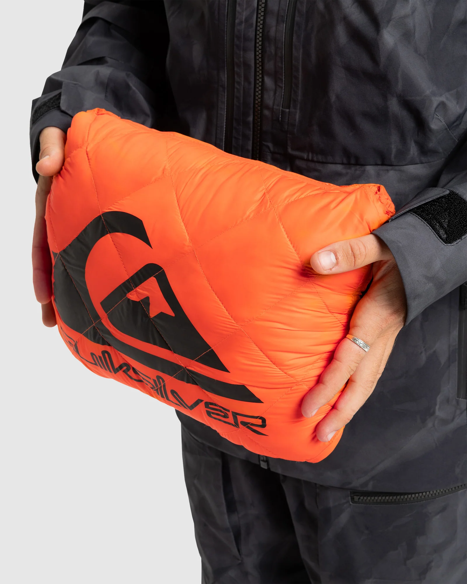 Mens Travis Rice Technical Poncho Insulator Jacket - Image 7