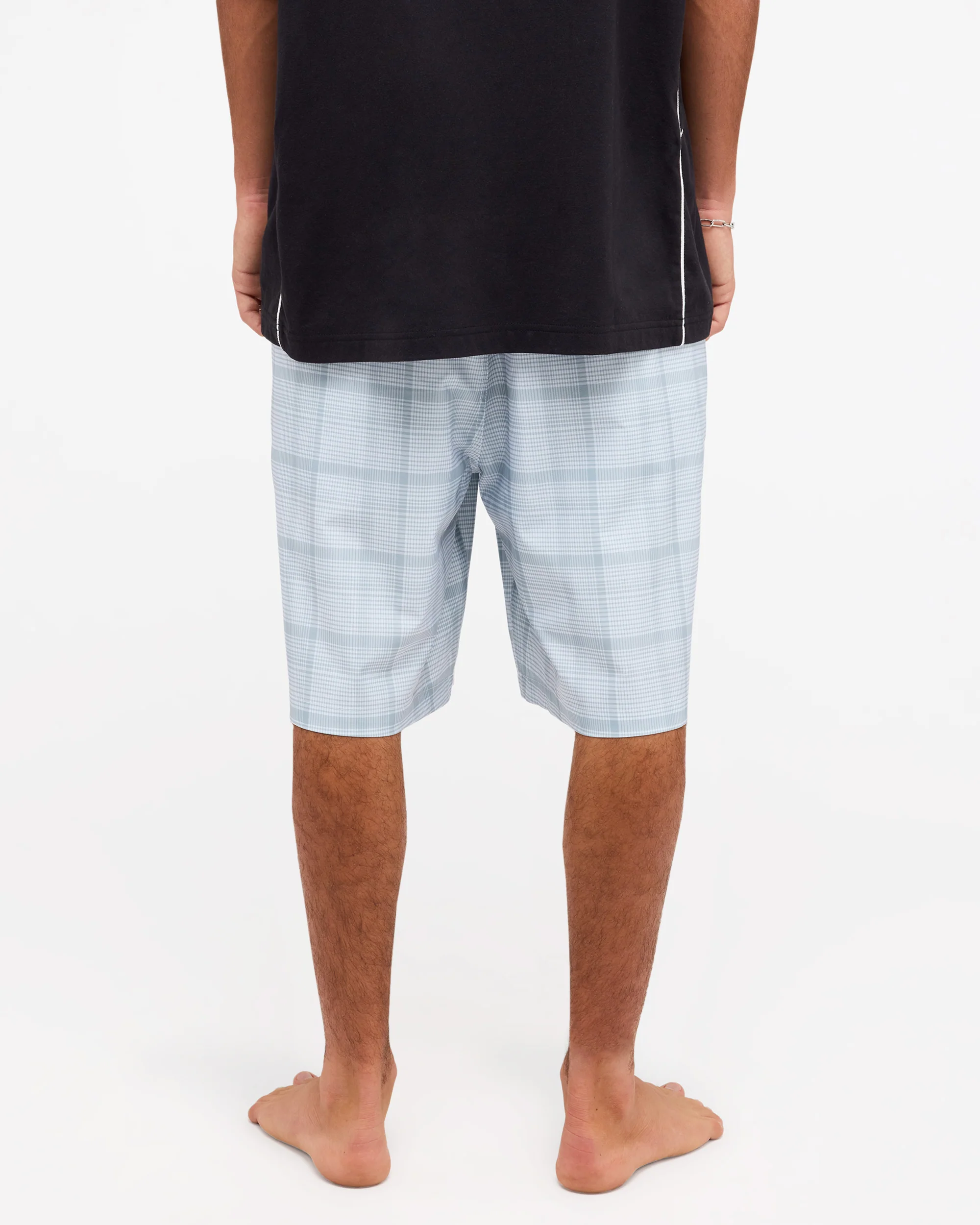 Mens YG Check In Amphibian 21" Hybrid Shorts - Image 2