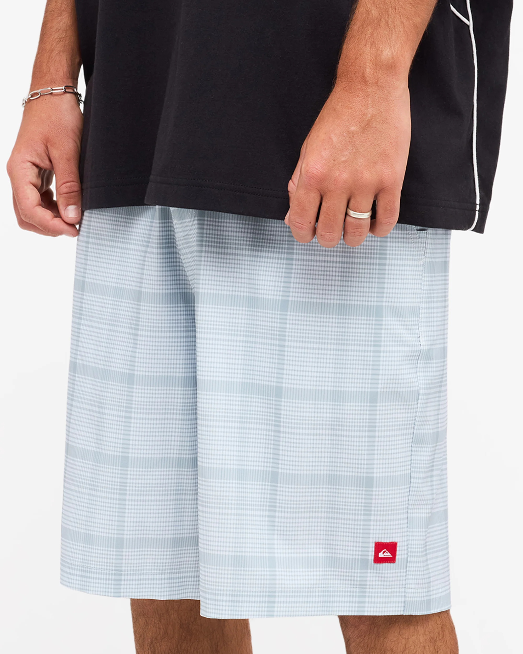 Mens YG Check In Amphibian 21" Hybrid Shorts - Image 5
